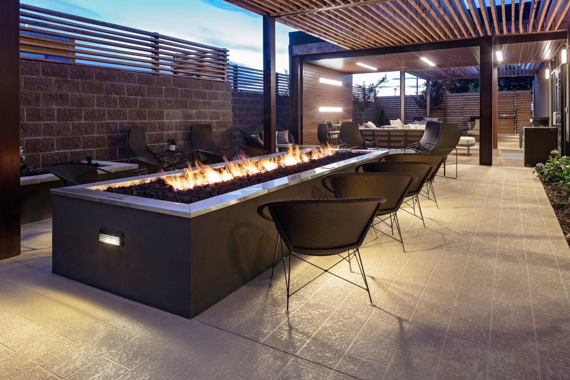 Courtyard Pasco Tri-Cities Airport Hotel Bagian luar foto